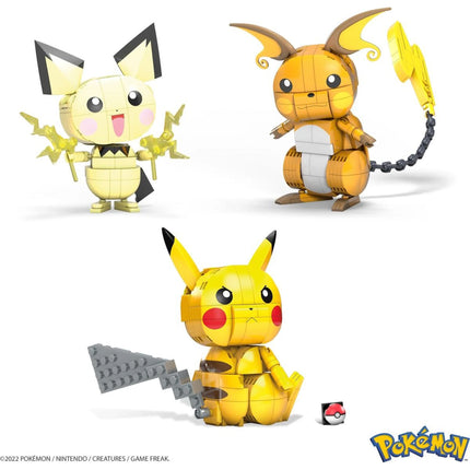 MEGA Construye y exhibe a Pokémon Pikachu y su trío evolutivo